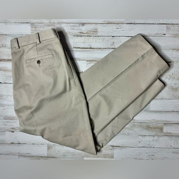 Brooks Brothers Elliot Advantage Chino Pants Mens 37x30 Beige Straight Pleated - Picture 1 of 10